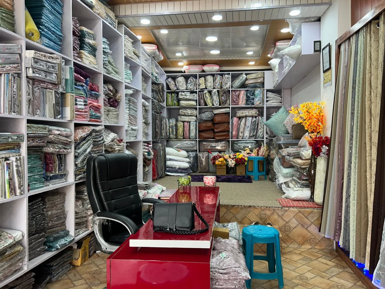 Deachen’s Furnishing House