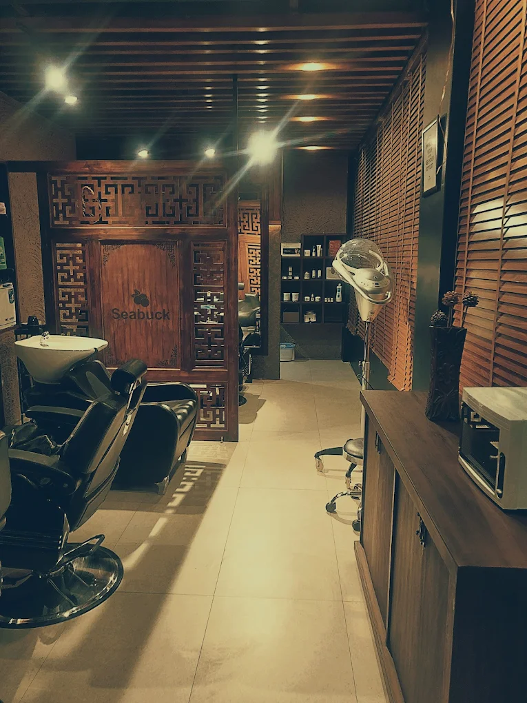 Seabuck Salon